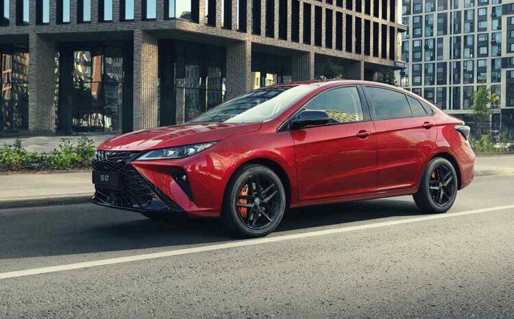 نمای جانبی آریزو 6 جیتی آریزو 6GT